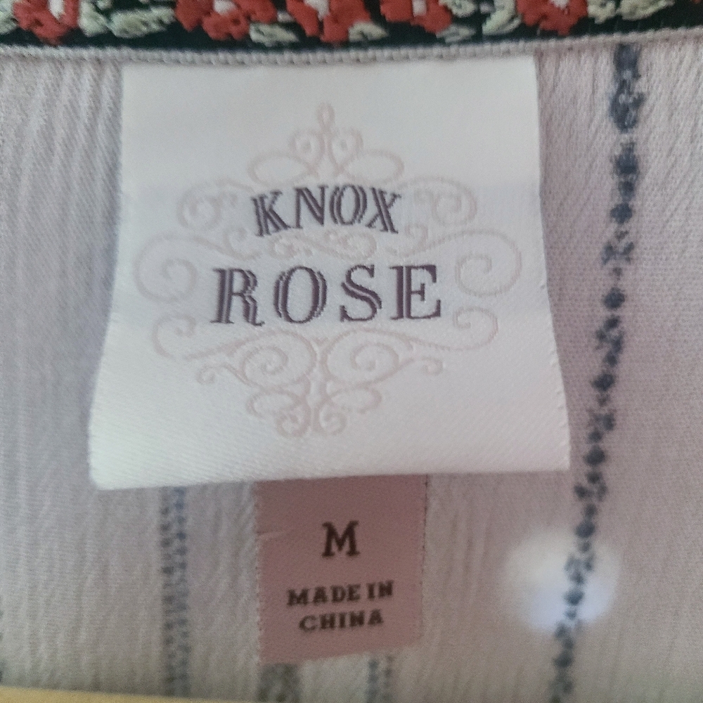 Knox Rose Embroidered Top, Size Medium, EUC - Picture 3 of 8